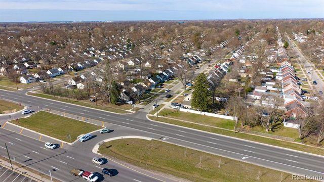 00 Telegraph, Dearborn Heights, MI 48125