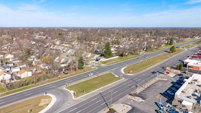 00 Telegraph, Dearborn Heights, MI 48125