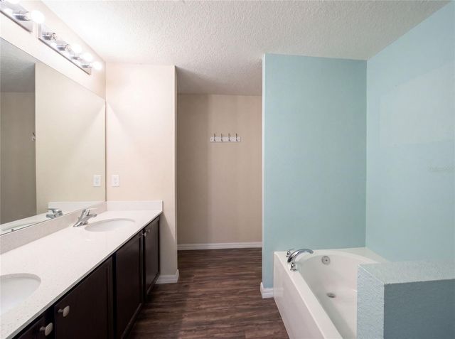 1880 PIEDMONT COURT, Mascotte, FL 34753
