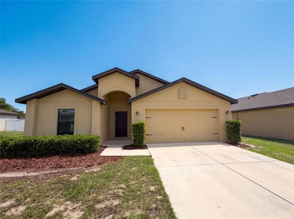 1880 PIEDMONT COURT, Mascotte, FL 34753