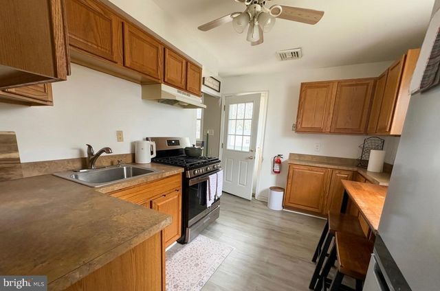 413 BRAUN CT, Woodbury, NJ 08096