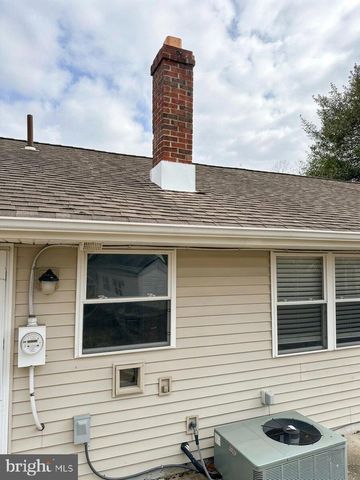 413 BRAUN CT, Woodbury, NJ 08096