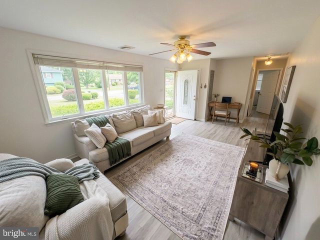 413 BRAUN CT, Woodbury, NJ 08096