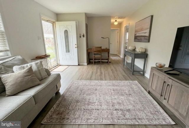 413 BRAUN CT, Woodbury, NJ 08096