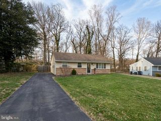 413 BRAUN CT, Woodbury, NJ 08096