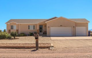 594 E Paradise Dr, Pueblo West, CO 81007