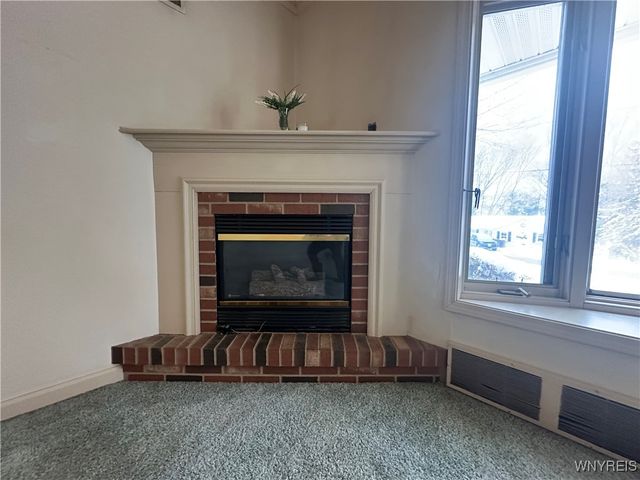 8753 Elizabeth Parkway, Eden, NY 14057