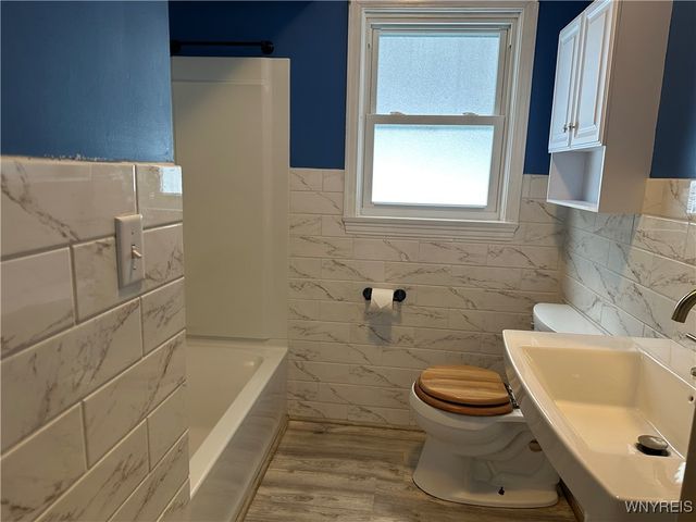 8753 Elizabeth Parkway, Eden, NY 14057