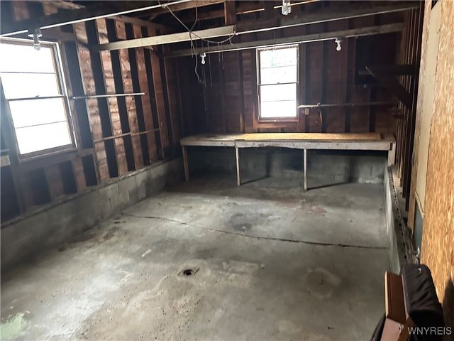 8753 Elizabeth Parkway, Eden, NY 14057