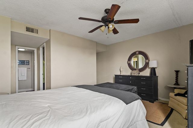 2616 COVE CAY DRIVE 303, Clearwater, FL 33760