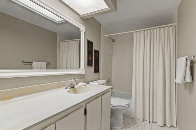 2616 COVE CAY DRIVE 303, Clearwater, FL 33760