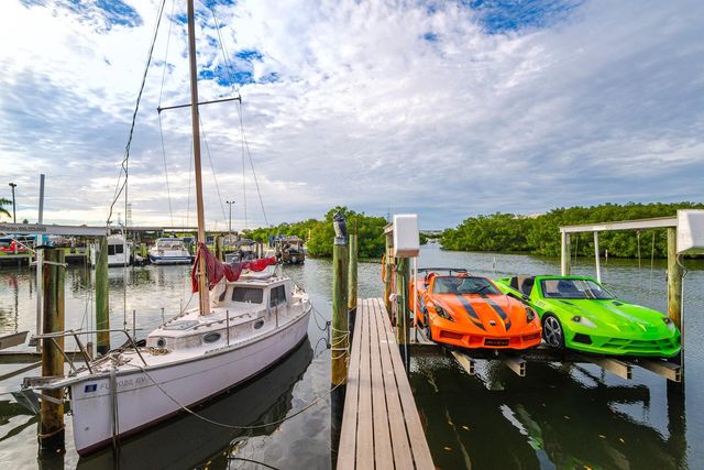 2616 COVE CAY DRIVE 303, Clearwater, FL 33760