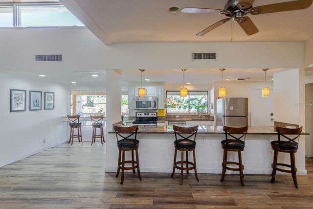 2616 COVE CAY DRIVE 303, Clearwater, FL 33760