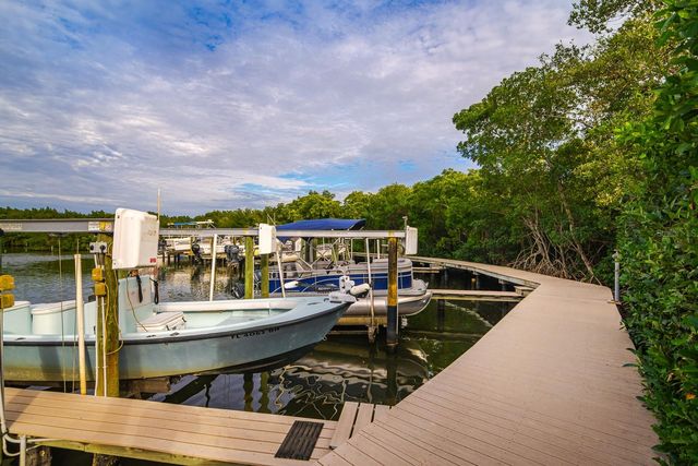 2616 COVE CAY DRIVE 303, Clearwater, FL 33760