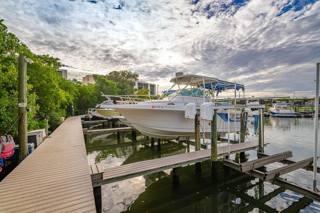 2616 COVE CAY DRIVE 303, Clearwater, FL 33760