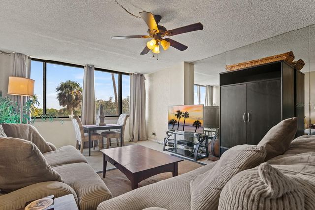 2616 COVE CAY DRIVE 303, Clearwater, FL 33760