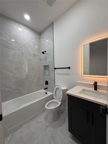 2720 SANTA BARBARA BOULEVARD N, Cape Coral, FL 33993