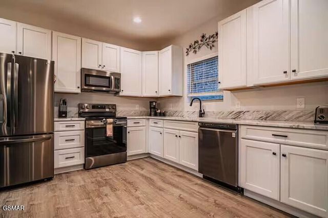 569 Baskins Creek Road, Gatlinburg, TN 37738