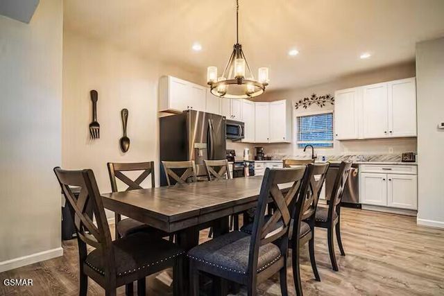 569 Baskins Creek Road, Gatlinburg, TN 37738