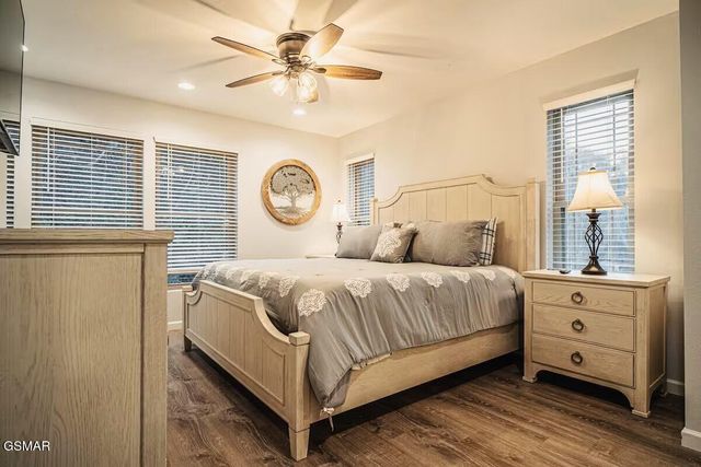 569 Baskins Creek Road, Gatlinburg, TN 37738