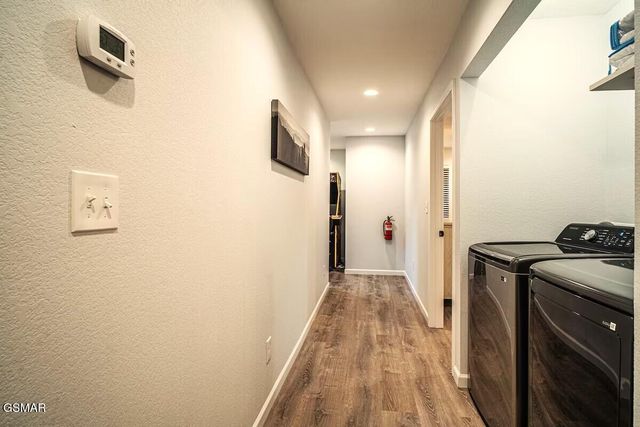 569 Baskins Creek Road, Gatlinburg, TN 37738