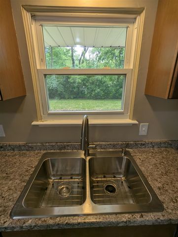 820 Nash Avenue, Ypsilanti, MI 48198