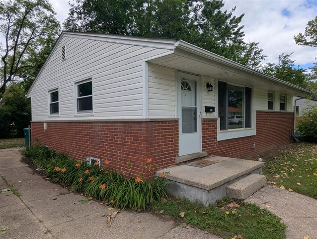 820 Nash Avenue, Ypsilanti, MI 48198