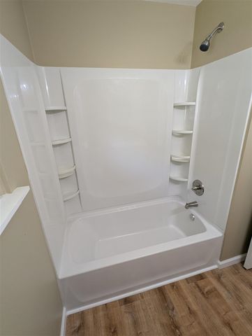 820 Nash Avenue, Ypsilanti, MI 48198