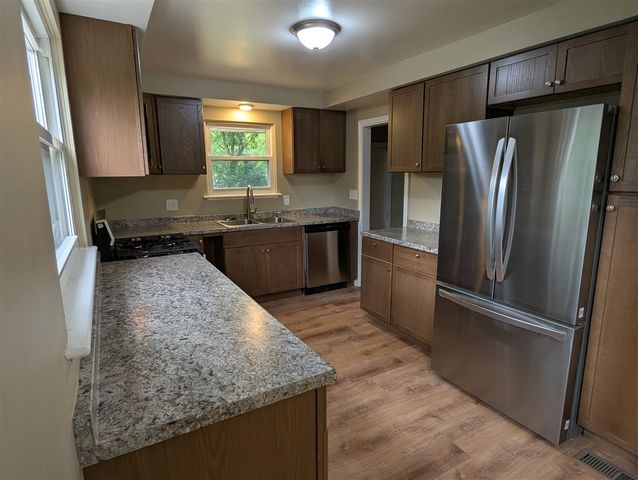 820 Nash Avenue, Ypsilanti, MI 48198