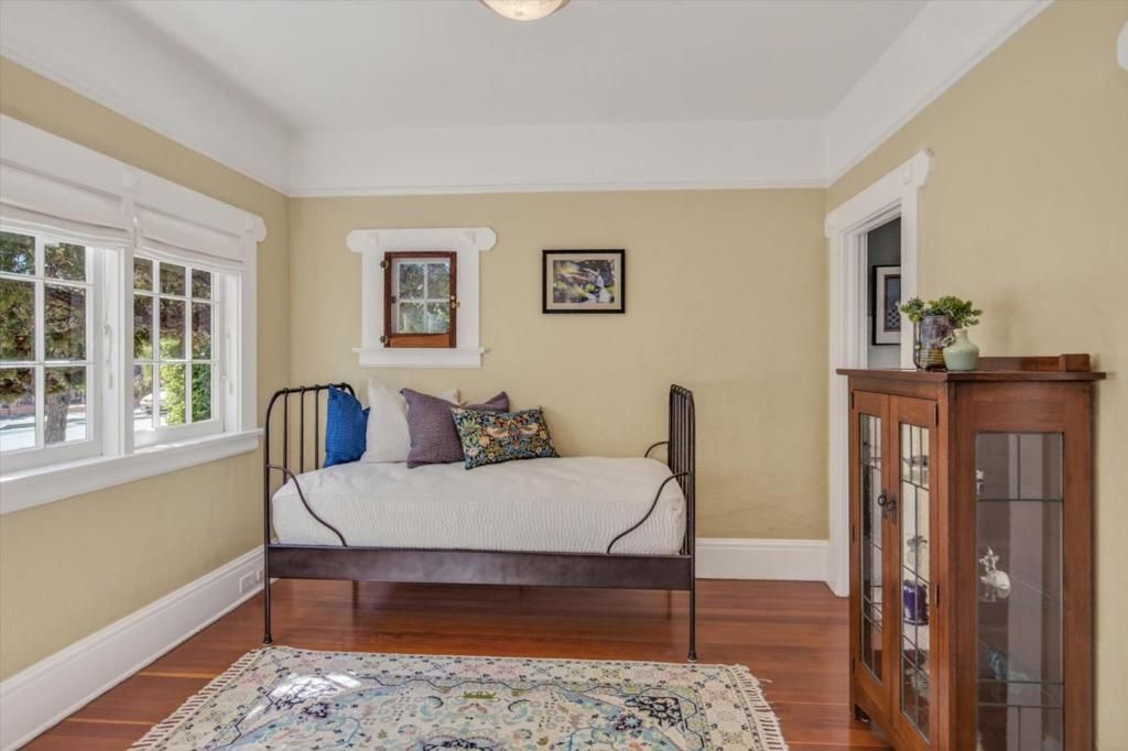 Image 20 of property listing at 49 S Morrison Avenue, San Jose, CA 95126