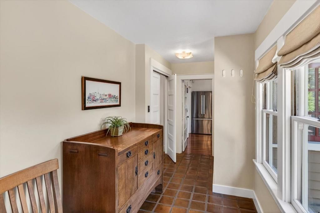 Image 23 of property listing at 49 S Morrison Avenue, San Jose, CA 95126