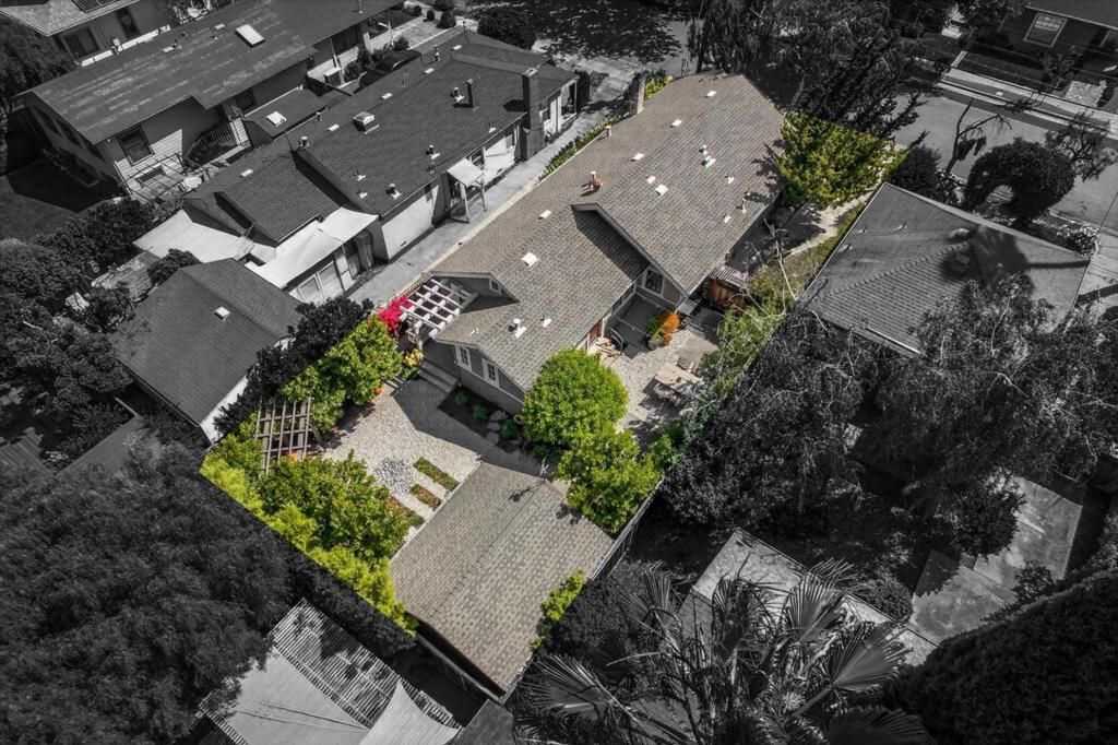 Image 36 of property listing at 49 S Morrison Avenue, San Jose, CA 95126