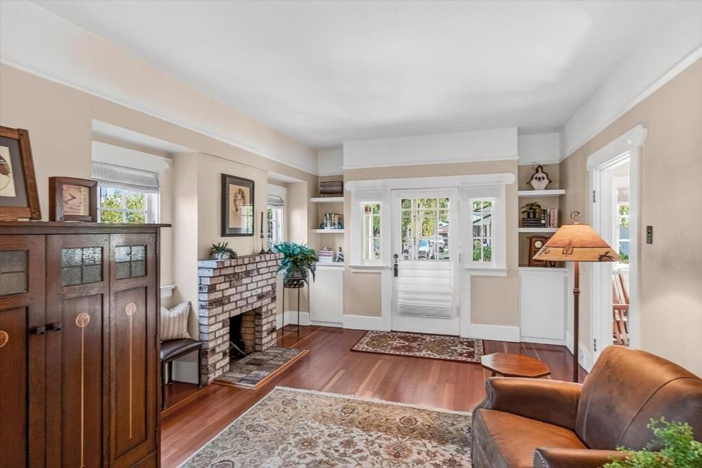 Image 6 of property listing at 49 S Morrison Avenue, San Jose, CA 95126