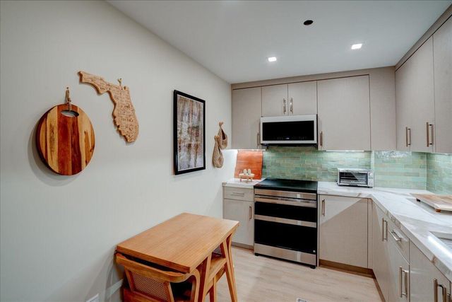 3450 S Ocean Boulevard 102, Palm Beach, FL 33480