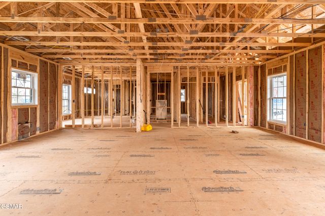 1430 Beechtop Lane, Kodak, TN 37764