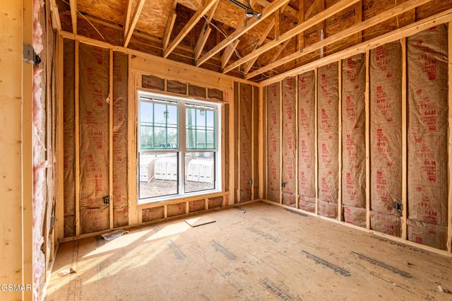 1430 Beechtop Lane, Kodak, TN 37764