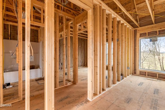 1430 Beechtop Lane, Kodak, TN 37764