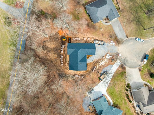 1430 Beechtop Lane, Kodak, TN 37764