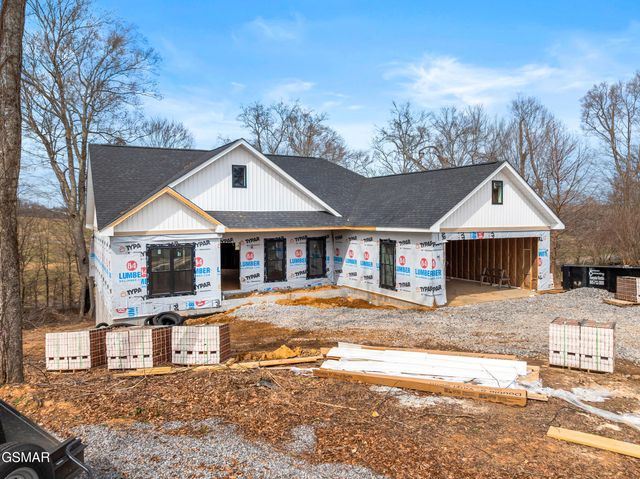 1430 Beechtop Lane, Kodak, TN 37764