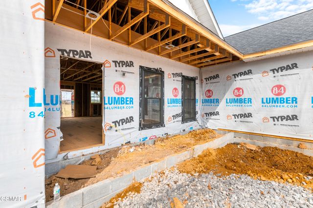 1430 Beechtop Lane, Kodak, TN 37764