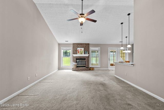 11114 Oak Bend Ct, Louisville, KY 40241