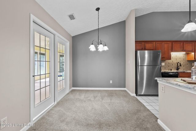 11114 Oak Bend Ct, Louisville, KY 40241