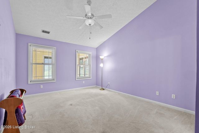 11114 Oak Bend Ct, Louisville, KY 40241