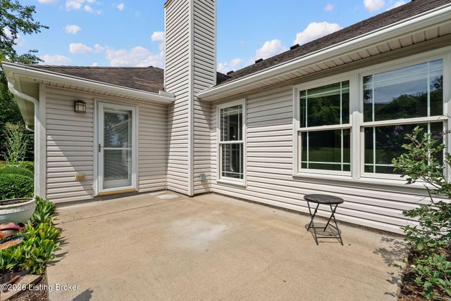 11114 Oak Bend Ct, Louisville, KY 40241