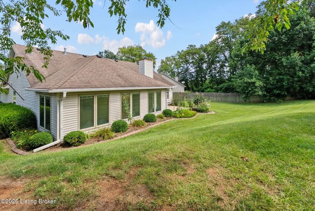 11114 Oak Bend Ct, Louisville, KY 40241