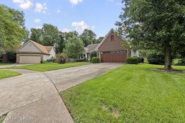 11114 Oak Bend Ct, Louisville, KY 40241