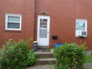 41 Charlton St 2, Ingram, PA 15205