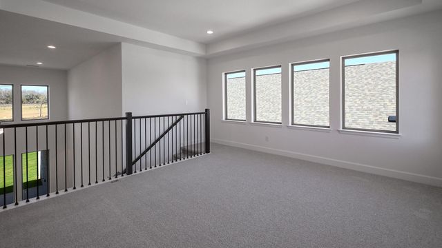 307 Foxfire CV, Lockhart, TX 78644