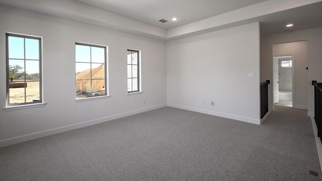 307 Foxfire CV, Lockhart, TX 78644