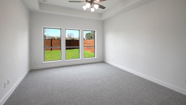 307 Foxfire CV, Lockhart, TX 78644